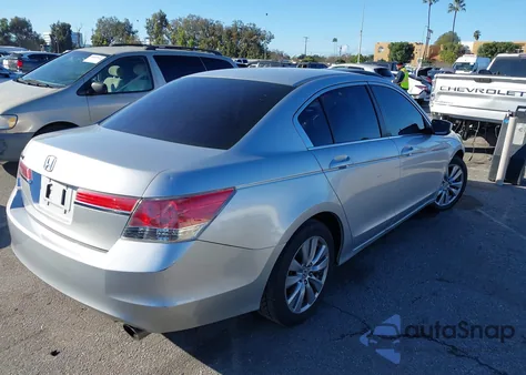 2011 Honda Accord 2.4 Ex из США, поврежденный, VIN 1HGCP2F75BA122926